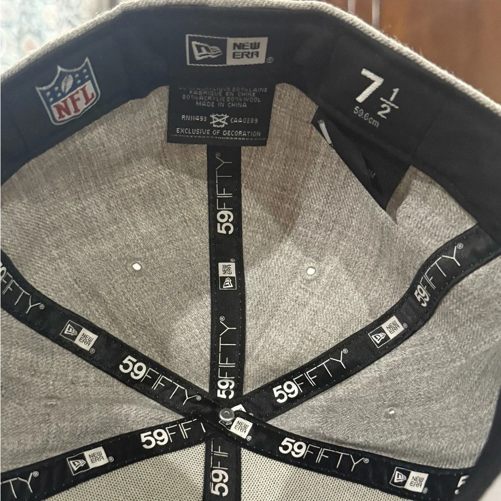 7 1/2 Heather Gray 49ers New Era Gray 59FIFTY Fitted hat. New with tag